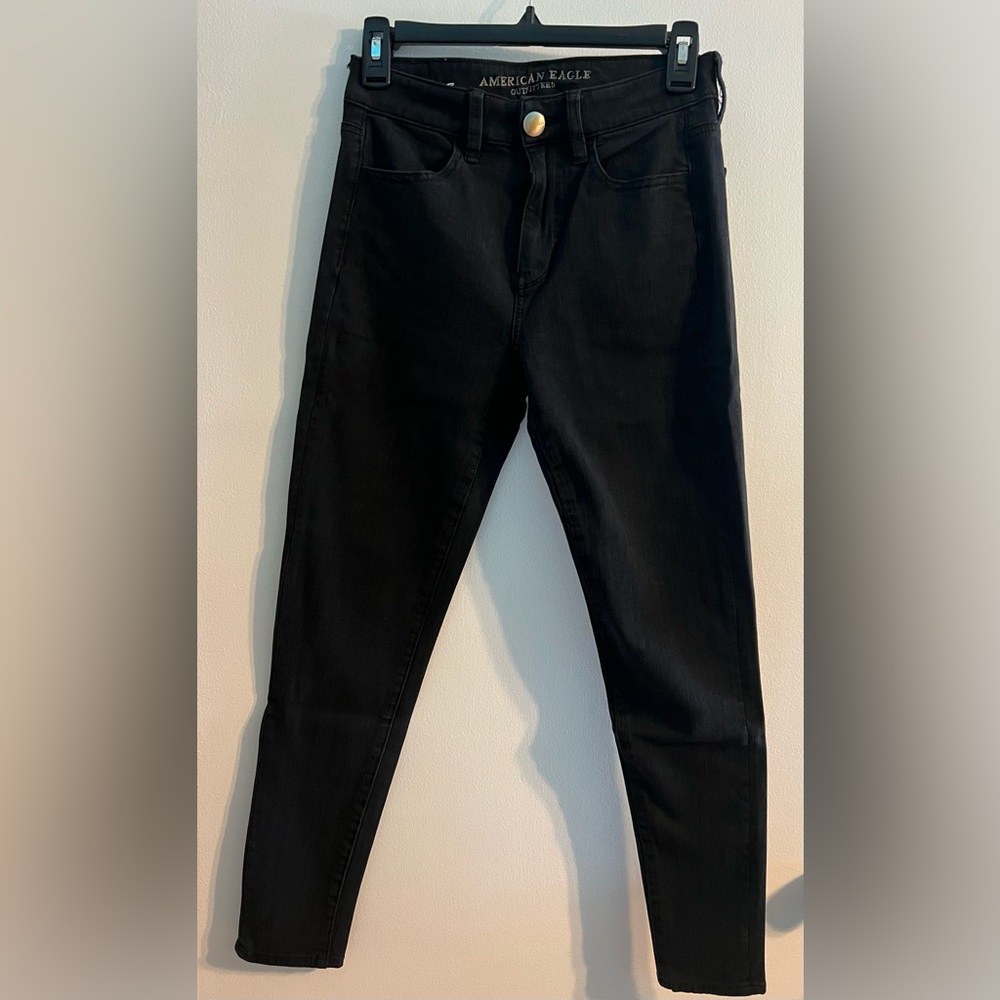 American Eagle Black Super Stretch Hi-Rise Jeggings
